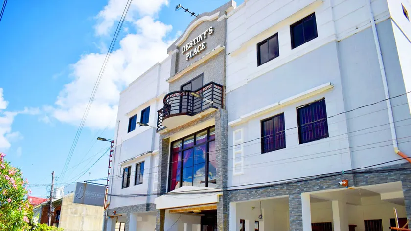 DESTINY'S PLACE HOTEL - STAY COOL THIS SUMMER! COLD ROOMS!! CHEAPEST RATE! NEAR ROBINSONs XENTRO MALL!! - Image 1