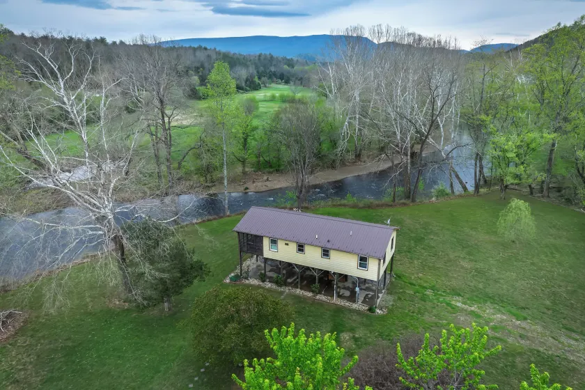 Fire Pit + Patio: Creekside Cabin in Eagle Rock! - Image 1