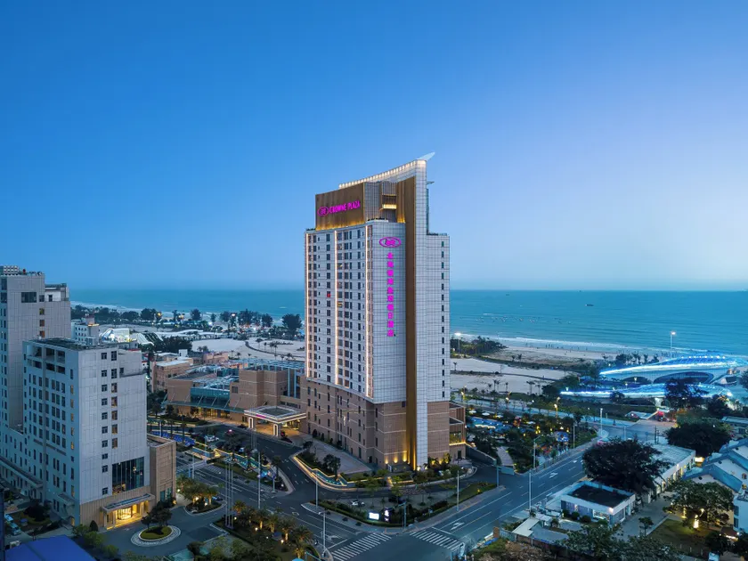 Crowne Plaza Beihai Silver Beach by IHG - Image 1