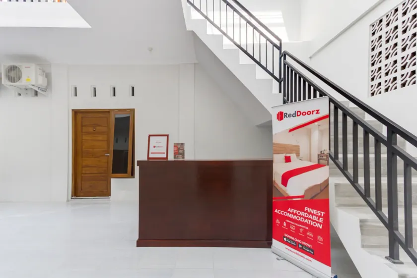 RedDoorz near Pascasarjana UGM 2 - Reception