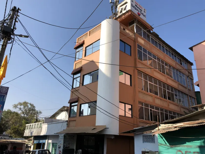 Hotel Satpura Safari - Image 1