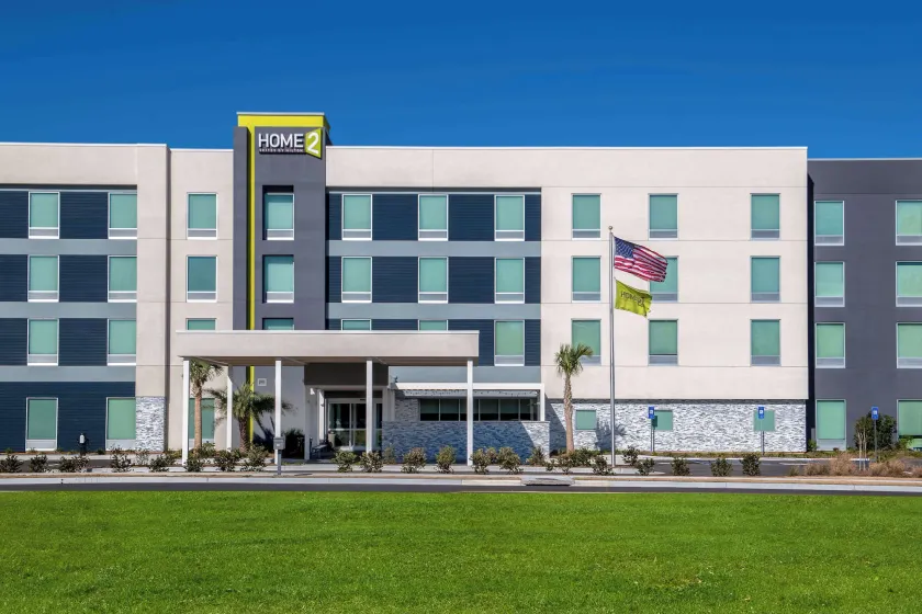 Home2 Suites by Hilton Savannah I95 North - Image 1