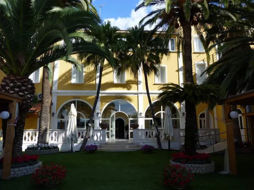Mediterraneo Palace Depandance - Image 1