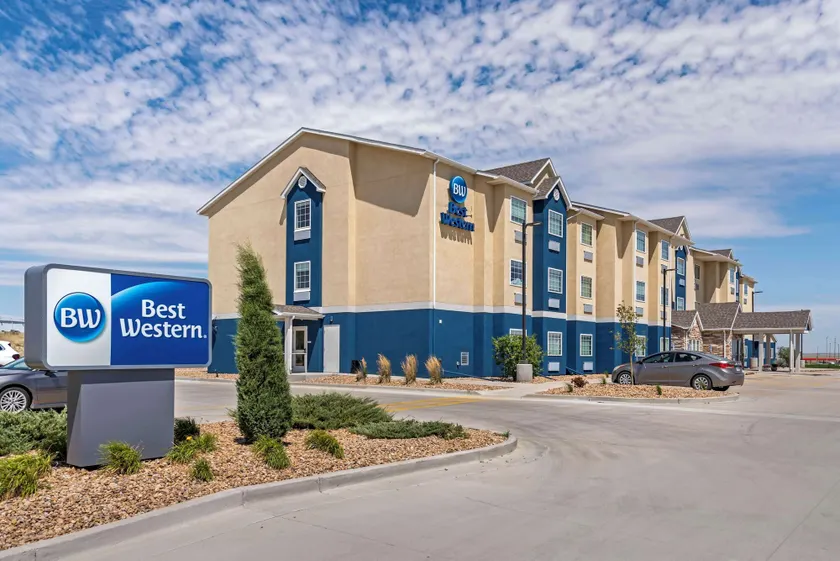 Best Western Limon - Image 1