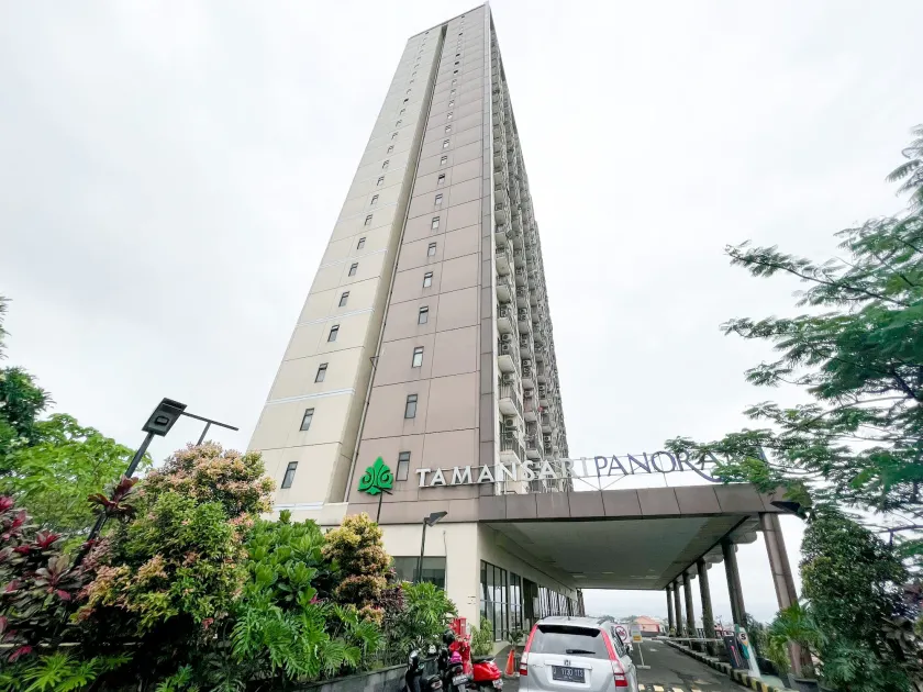 RedLiving Apartemen Tamansari Panoramic - Narel - Image 1