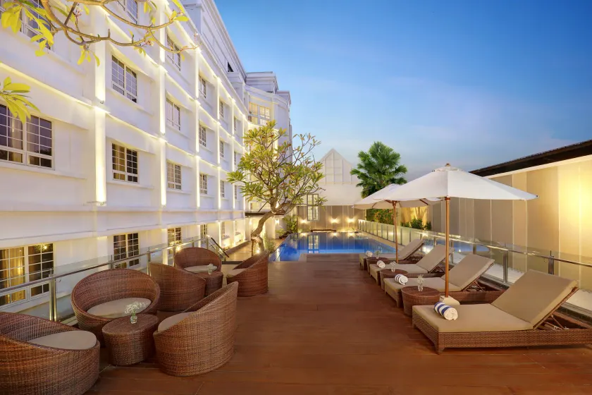 Kokoon Hotel Surabaya - Image 1