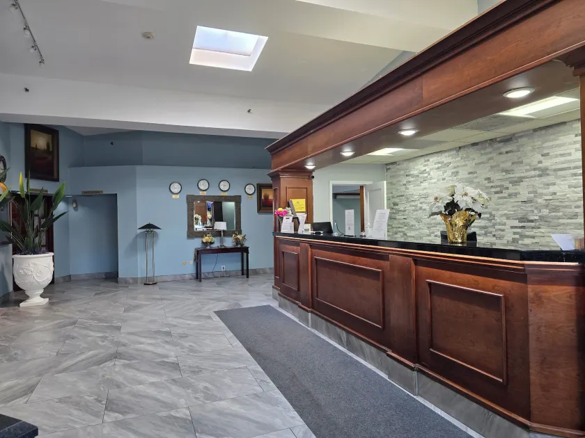 Town Inn - Image 1