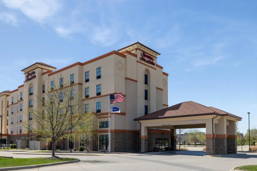 Hampton Inn & Suites West Des Moines/SW Mall Area - Image 1
