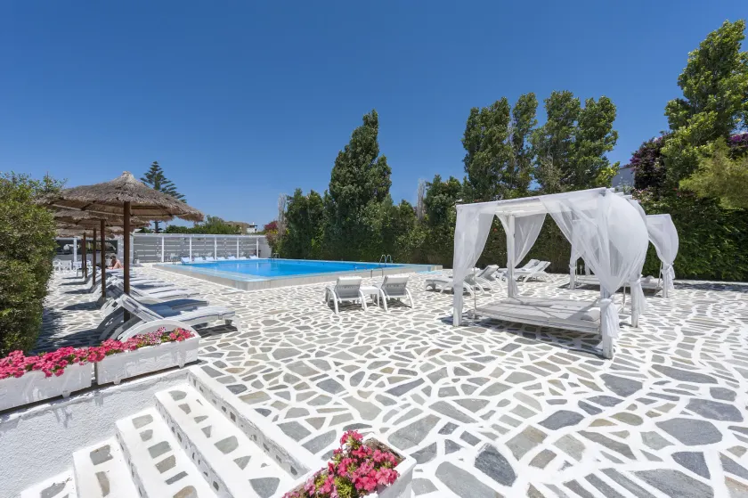 Narges Hotel - Image 1