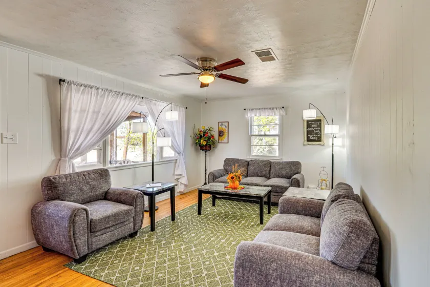 Near Hunting Grounds: Aspermont Home w/ Yard - Image 1