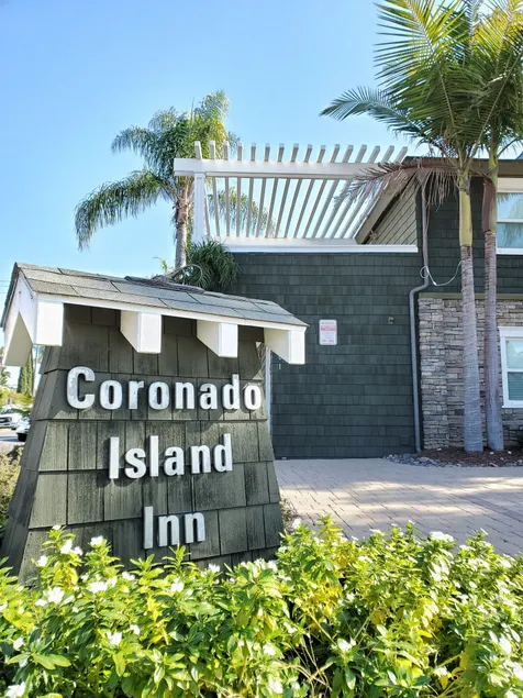 Coronado Island Inn - Image 1