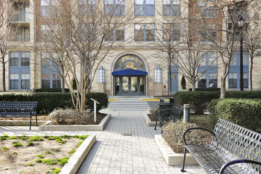 The Gramercy at Metropolitan Park - Image 1