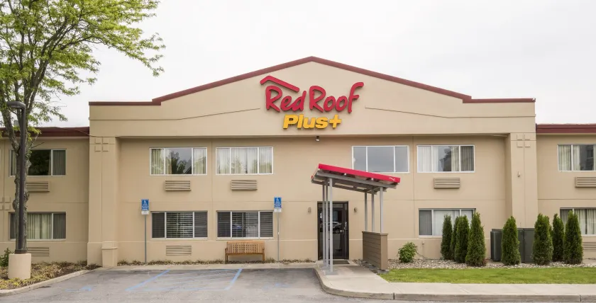 Red Roof Inn PLUS+ Poughkeepsie - Image 1