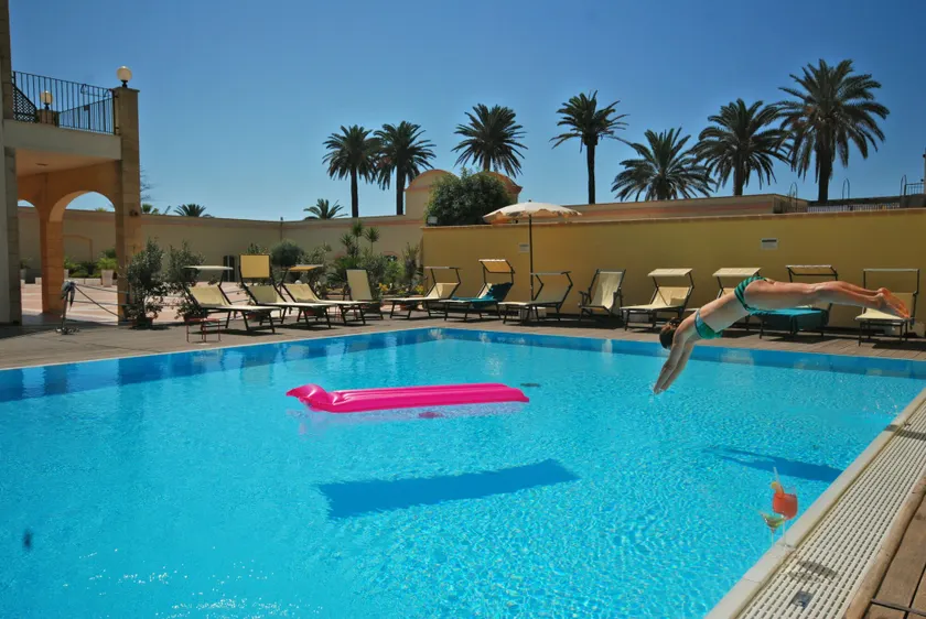 Mahara Hotel & Wellness - Image 1