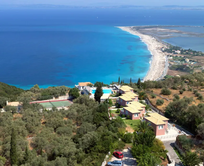 MIRA Resort Maizonettes - Image 1