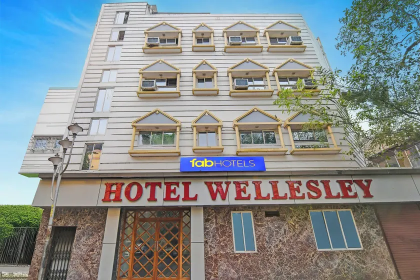 FabHotel Wellesley - Image 1