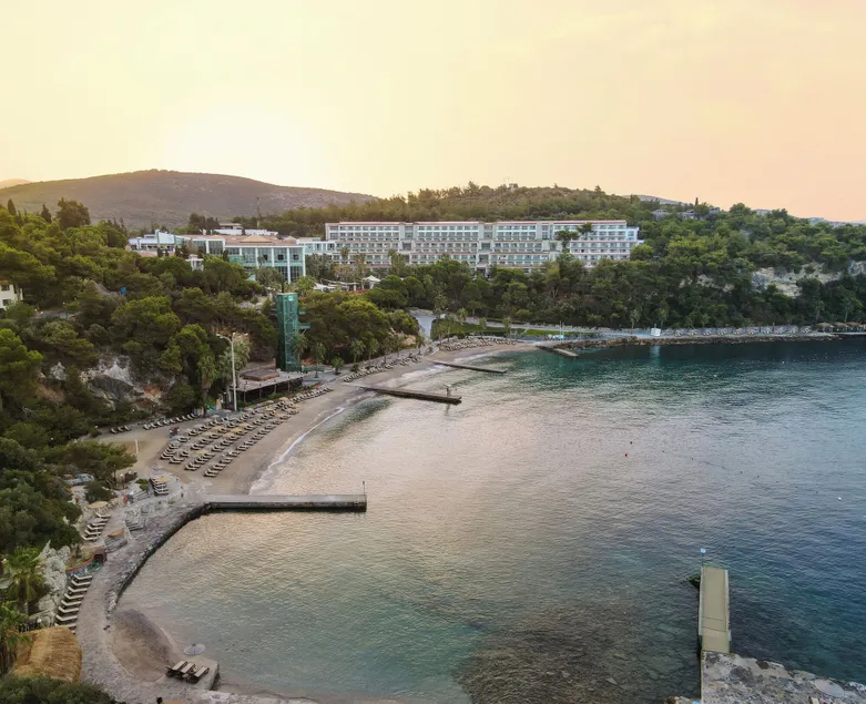 Pine Bay Holiday Resort - Image 1