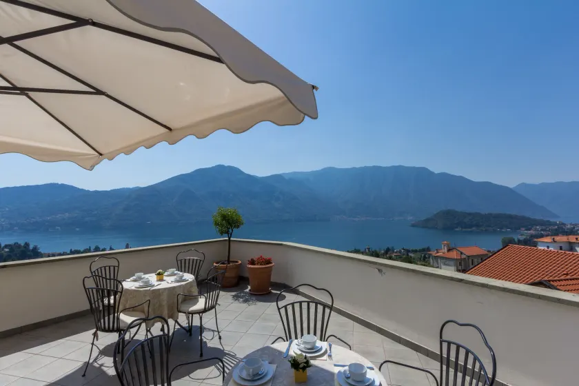 Hotel La Perla - Image 1
