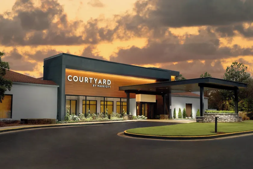 Courtyard by Marriott Atlanta Airport South/Sullivan Road - Image 1