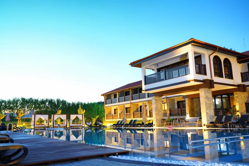 Boutique Complex Trakiets - Image 1