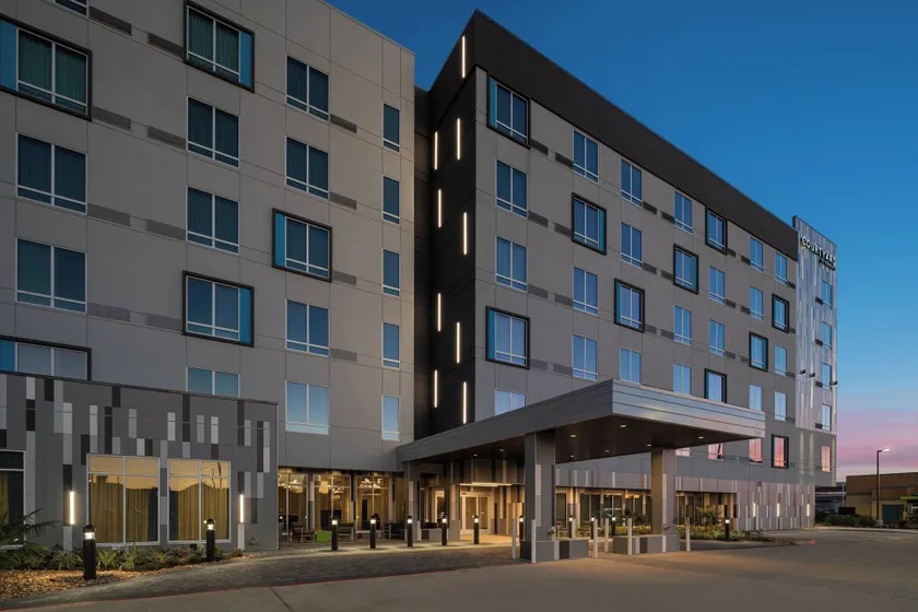 Courtyard by Marriott Houston I-10 West/Memorial - Image 1