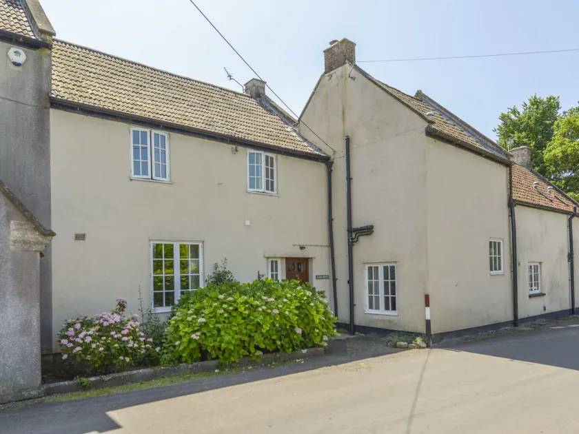 Maison Glebe, PUITS - Image 1