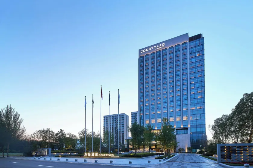 Courtyard by Marriott Changchun - Image 1