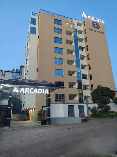 Arcadia Rose Garden Apartments - Image 1
