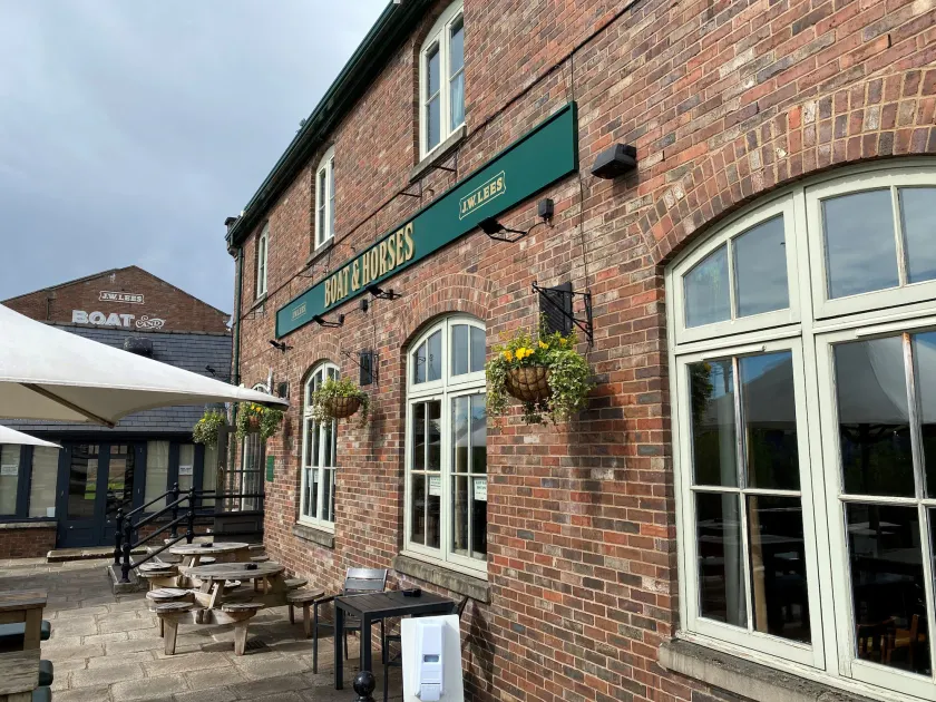 Boat & Horses Inn - Image 1