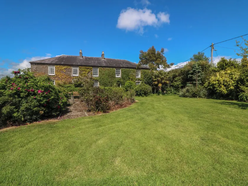 Cairbre House - Image 1
