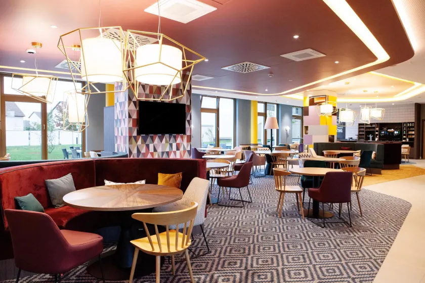 Hampton By Hilton Stuttgart Airport - Image 1