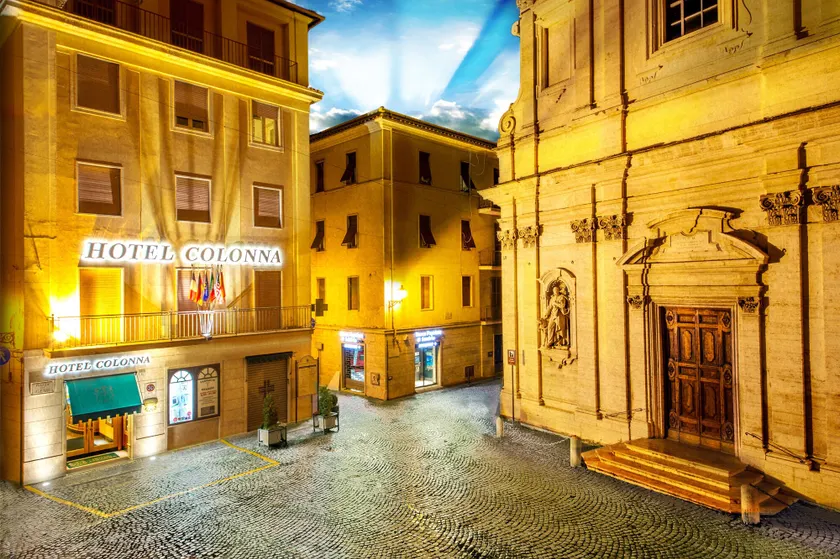 Colonna Hotel - Image 1