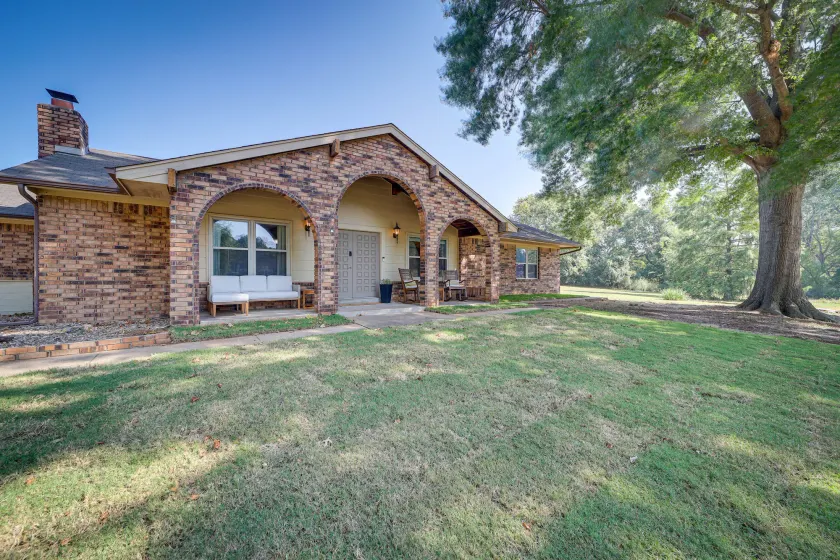Quiet Oklahoma Home - Close to Golf Courses! - Image 1