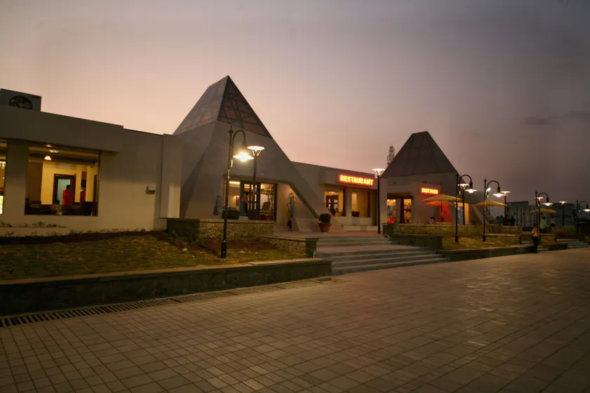 Sentosa Resorts and Water Park - Image 1