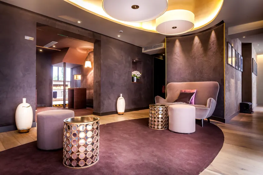 Hotel Armoni Paris - Image 1