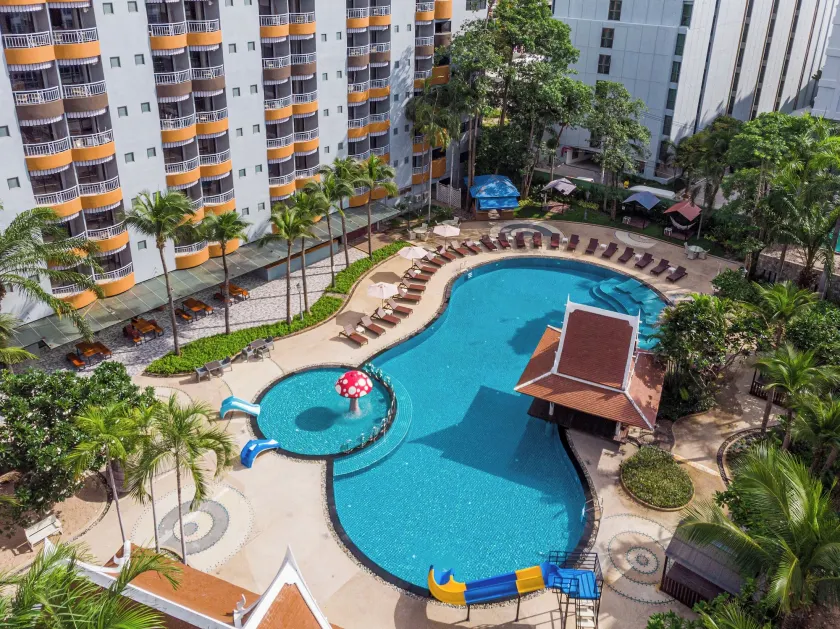 Heeton Concept Hotel Pattaya by Compass Hospitality - Image 1