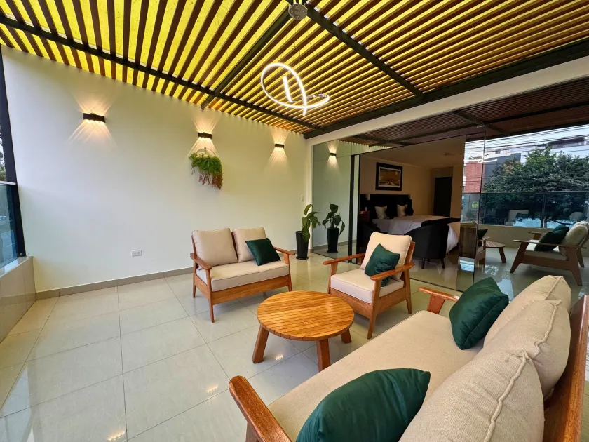 City Tower Hotel - Image 1