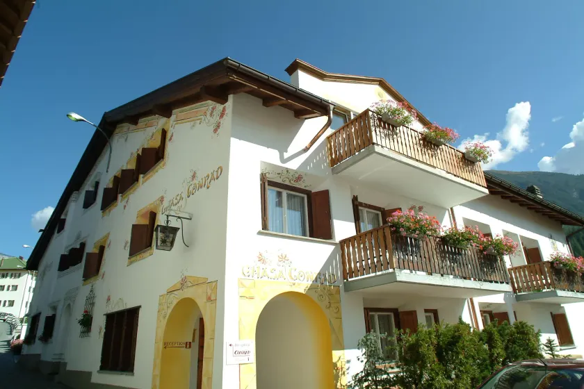 Hotel Conrad - Image 1