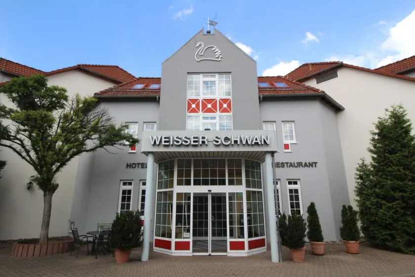 Hotel Weisser Schwan - Image 1
