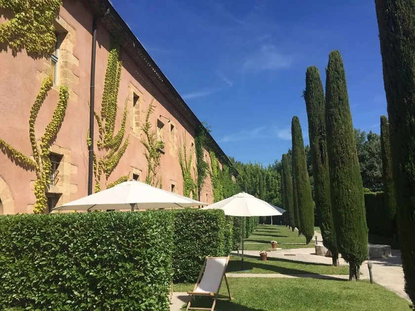 La Bastide du Roy Rene - Image 1