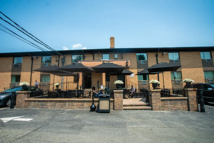 Holland Hotel Jersey City Free Parking - Image 1