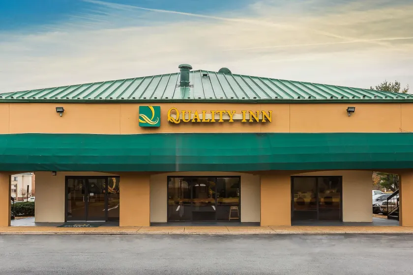 Quality Inn Culpeper - Image 1