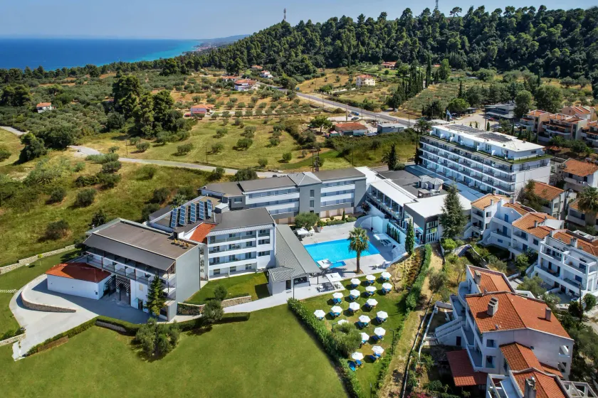 Hotel Kriopigi - Image 1