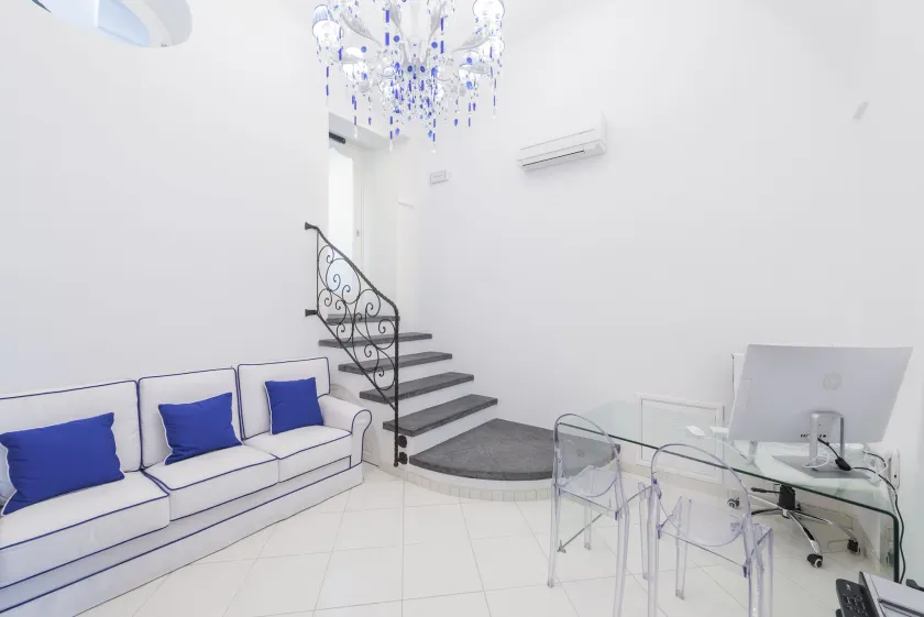 La Divina Amalfi Coast - Lobby sitting area