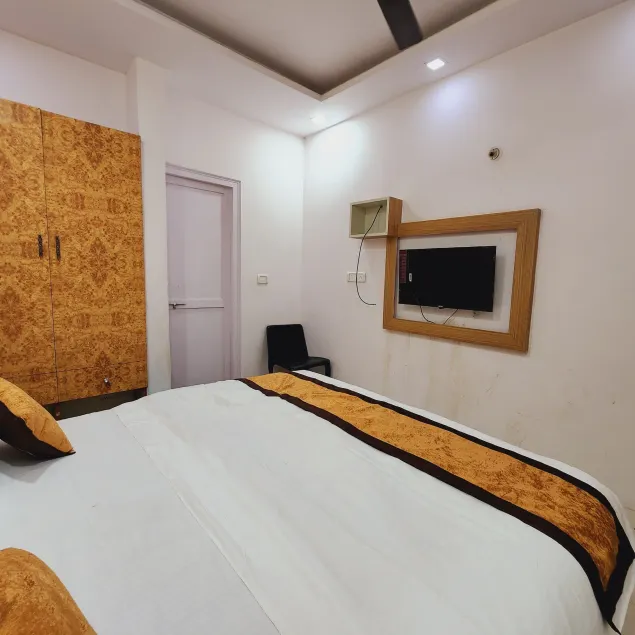 HOTEL ROYAL AFGHAN - Image 1