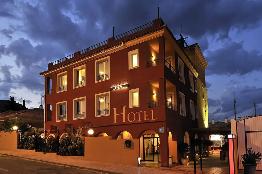 Atrium Hotel - Image 1