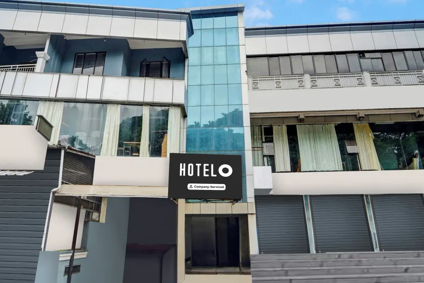 Hotel O East Fort - Image 1