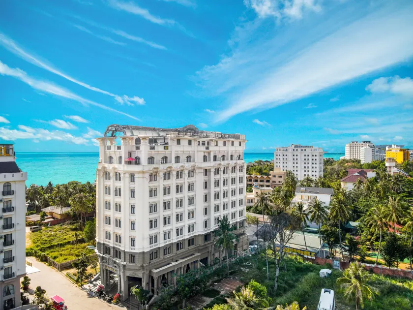 AVS Hotel Phu Quoc - Image 1