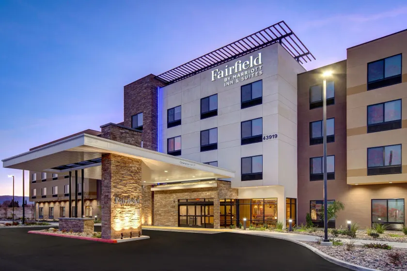 Fairfield Inn & Suites Lancaster Palmdale - Image 1