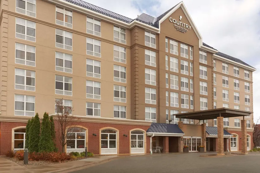 Country Inn & Suites by Radisson, Bloomington at Mall of America, MN - Image 1